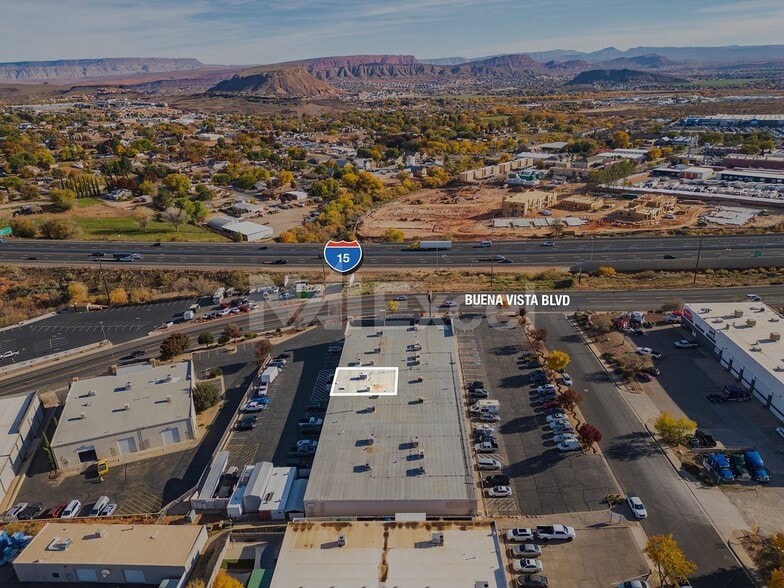 More Photos Of 204 Playa Della Rosita, Washington Showroom For Lease