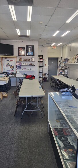 More Photos Of 580 Medford Ave, Patchogue Freestanding For Lease