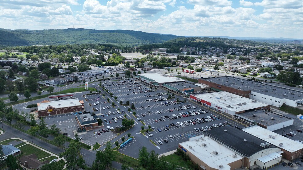 More Photos Of 1015 Club Ave, Bethlehem Unknown For Lease