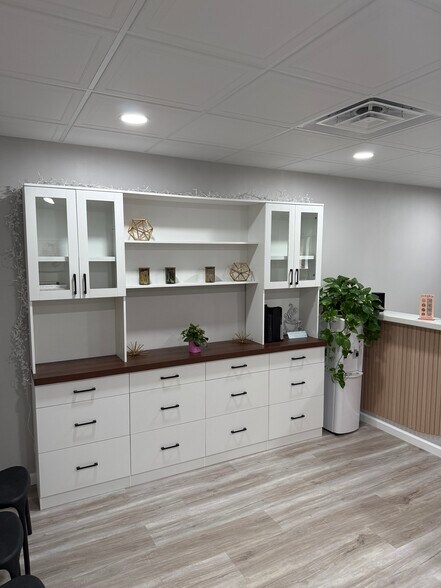 More Photos Of 5168 Campbells Run Rd, Pittsburgh Office For Lease
