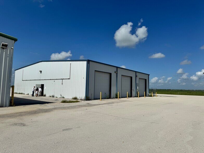 More Photos Of 544 Airglades Blvd, Clewiston Distribution For Lease
