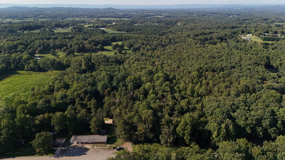 More Photos Of 4218 NC-268 Hwy, Ararat Flex For Sale