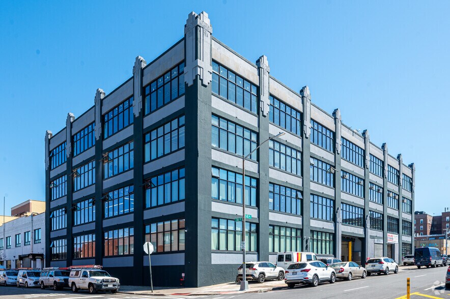 Primary Photo Of 38-09 43rd Ave, Long Island City Manufacturing For Lease