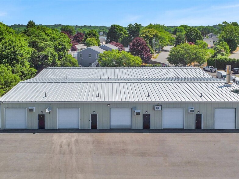 More Photos Of 10 Rainbow Ter, Danvers Warehouse For Lease