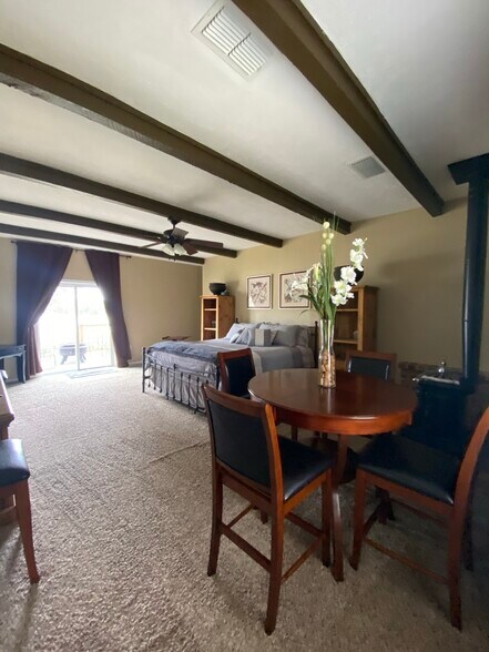 More Photos Of 561 Lakeway Dr, Montgomery Specialty For Sale