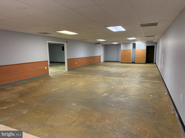 More Photos Of 225 Town Square Dr, Lusby Medical For Lease