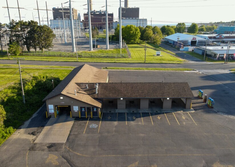 More Photos Of 149 George St, Oswego Carwash For Sale