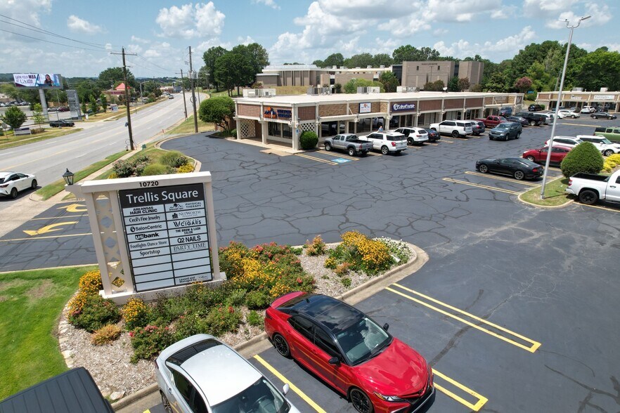 More Photos Of I-430 @ I-430 & Rodney Parham Rd., Little Rock Unknown For Lease