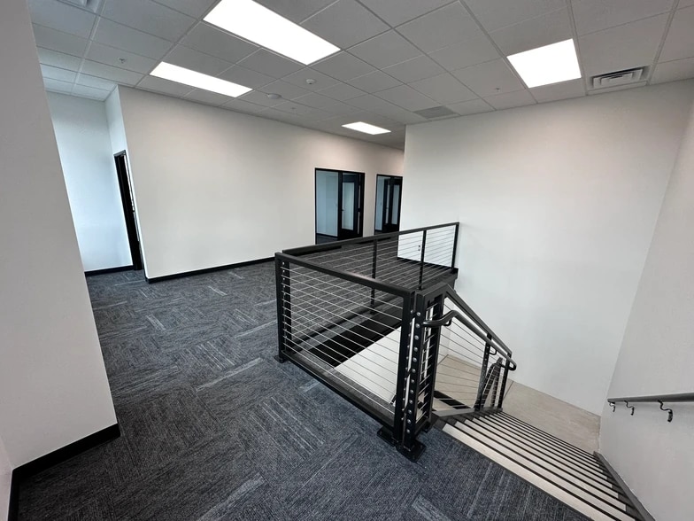 More Photos Of 15205 SW Arrow St, Sherwood Industrial For Sale