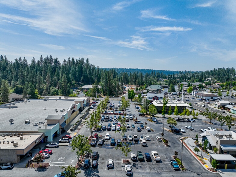More Photos Of 867-873 Sutton Way, Grass Valley General Retail For Lease