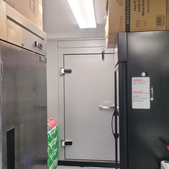 More Photos Of 391 Riverside Rd, Mesquite Convenience Store For Lease