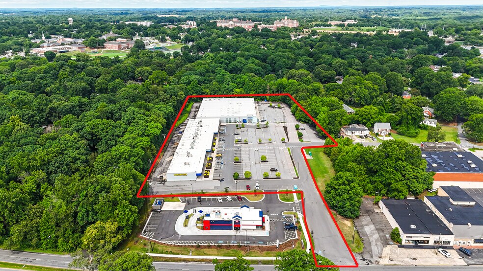 More Photos Of 439-489 N Cannon Blvd, Kannapolis Unknown For Lease