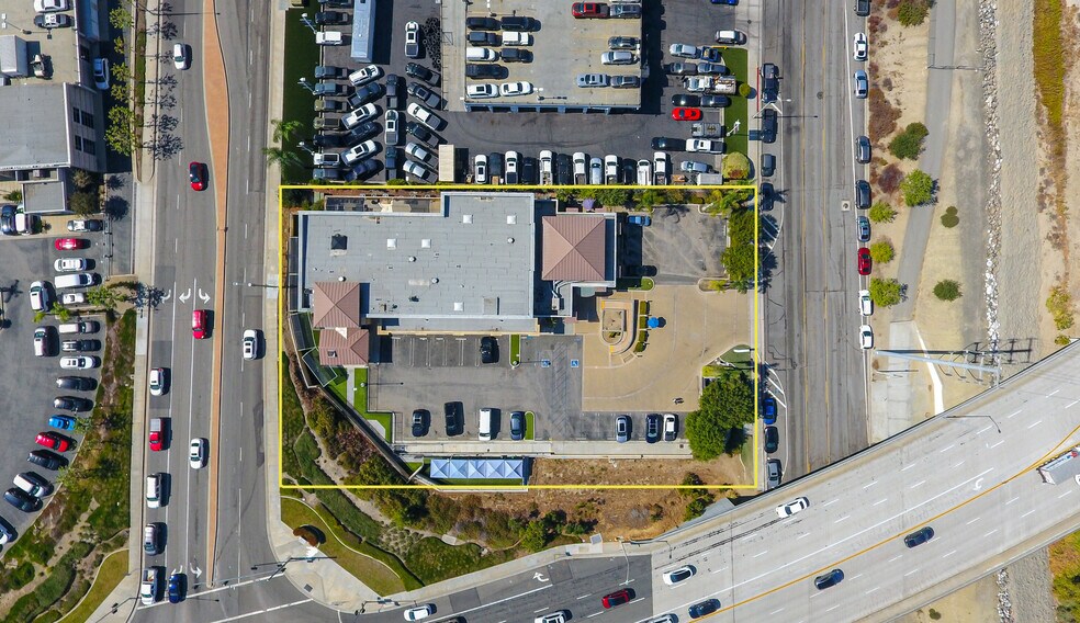 More Photos Of 8290 E Crystal Dr, Anaheim Veterinarian Kennel For Sale