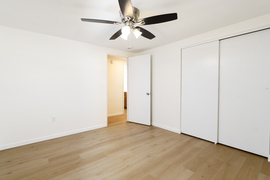 More Photos Of 210 Anderson Ln, Belleville Multifamily For Sale