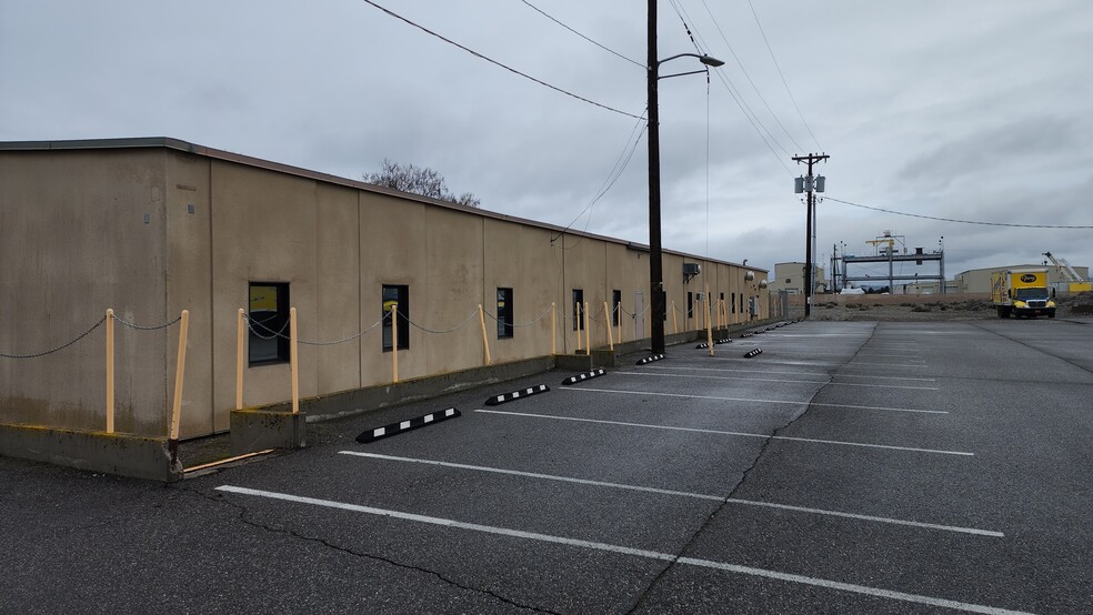 More Photos Of 2765 Salk Ave, Richland Office For Lease