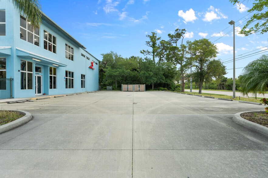 More Photos Of 3090 Ridgewood Dr, Daytona Beach Freestanding For Sale