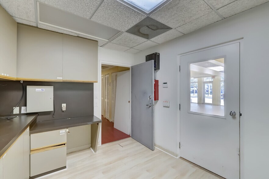 More Photos Of 3425 Galt Ocean Dr, Fort Lauderdale Storefront Retail Office For Lease