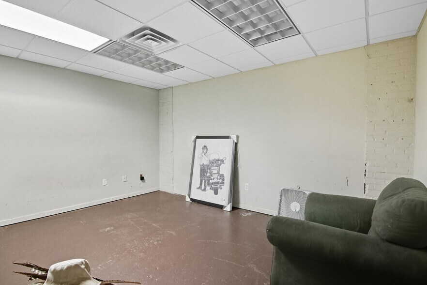 More Photos Of 1157 Concord St, Detroit Light Manufacturing For Sale