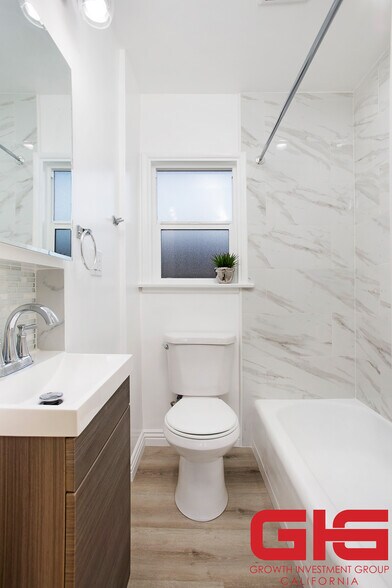 More Photos Of 308 Pasadena Ave, South Pasadena Apartments For Sale