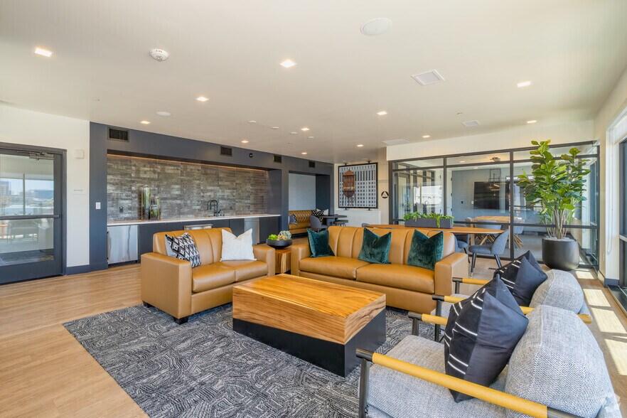 More Photos Of 251 6th St, Sacramento Apartments For Lease