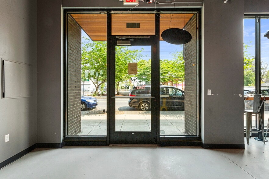 More Photos Of 5005 SE 72nd Ave, Portland Apartments For Lease
