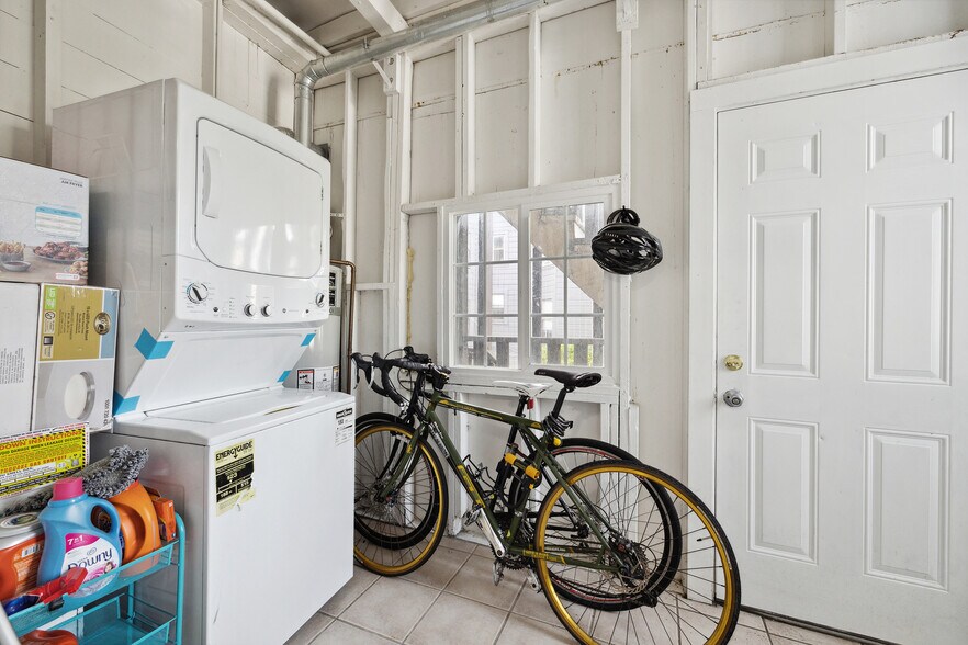 More Photos Of 1900-1904 Folsom St, San Francisco Apartments For Sale