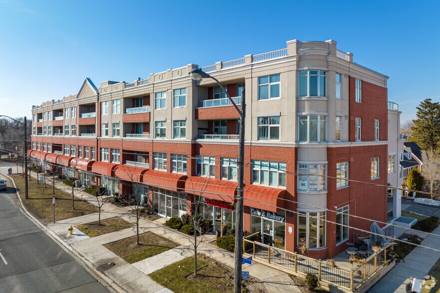 More Photos Of 222 Finch Ave W, Toronto Office Residential For Sale