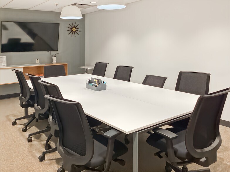 More Photos Of 315 Deaderick St, Nashville Coworking Space