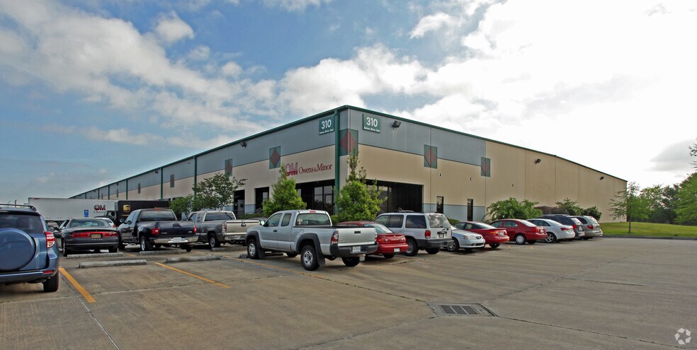 More Photos Of 310 James Dr E, Saint Rose Distribution For Lease