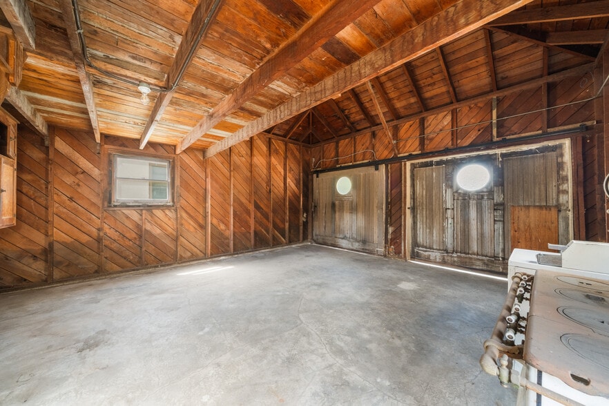 More Photos Of 702-704 E Chapman Ave, Orange Office For Lease