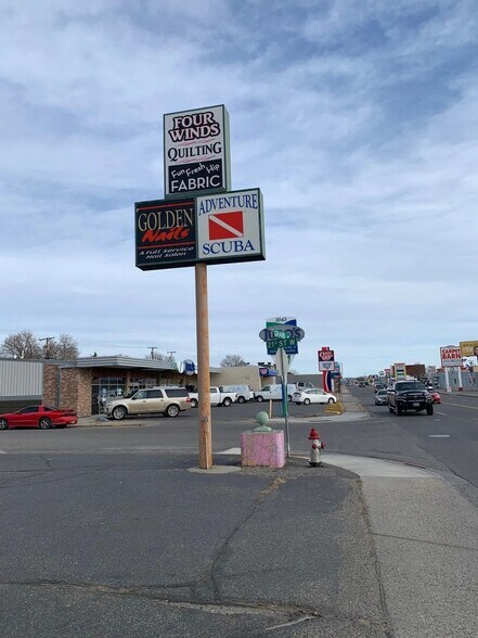 More Photos Of 2101 Grand Ave, Billings General Retail For Lease