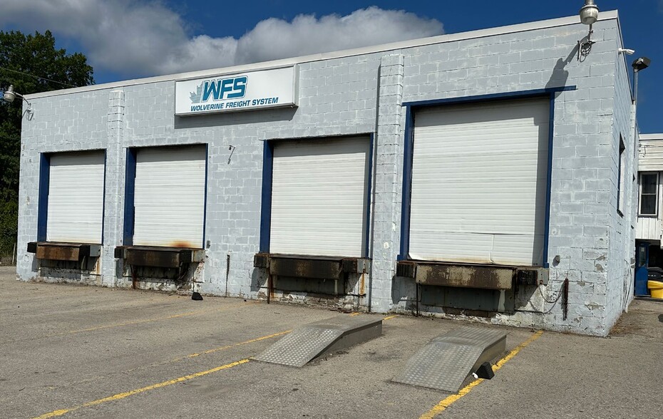 More Photos Of 56 Niagara Stone Rd, Pelham Warehouse For Sale