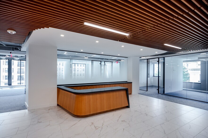 More Photos Of 1101 16th St NW, Washington Office For Sale