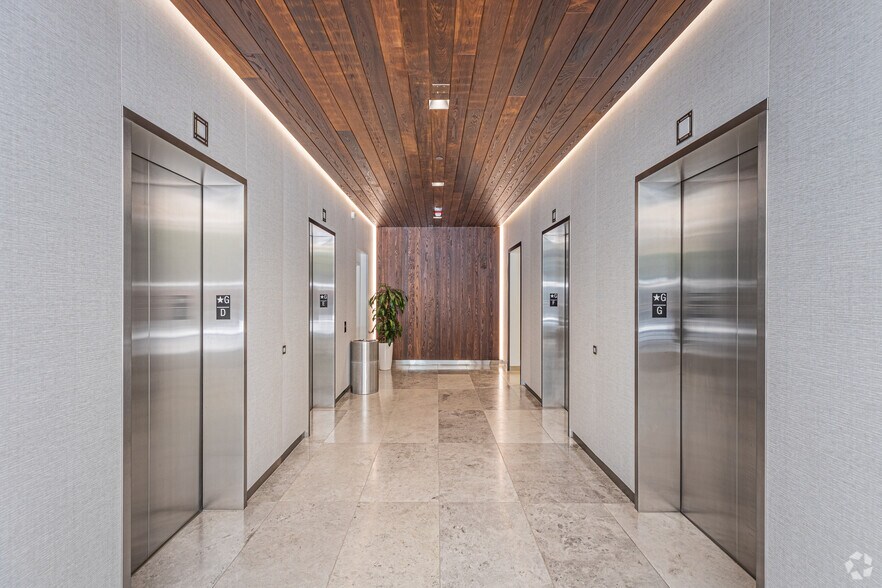 More Photos Of 550 W C St, San Diego Office For Lease