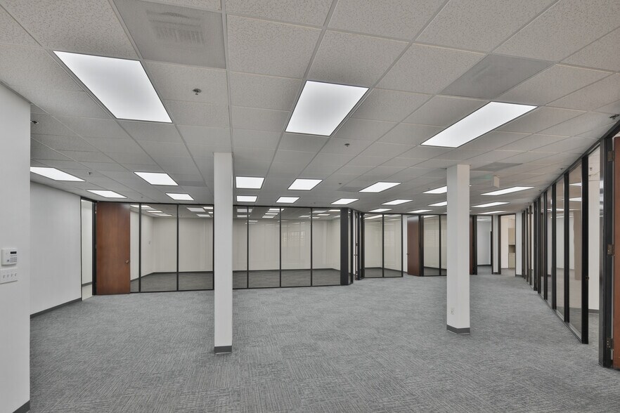 More Photos Of 6623-6625 Washington Blvd, Los Angeles Warehouse For Lease