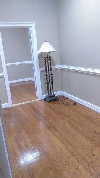 More Photos Of 5 Clusters Ct, Columbia Office For Lease