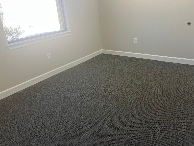 More Photos Of 28111 S Firethorne Rd, Katy Office For Lease