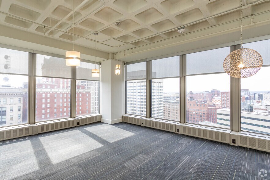 More Photos Of 100 N Charles St, Baltimore Office For Sale