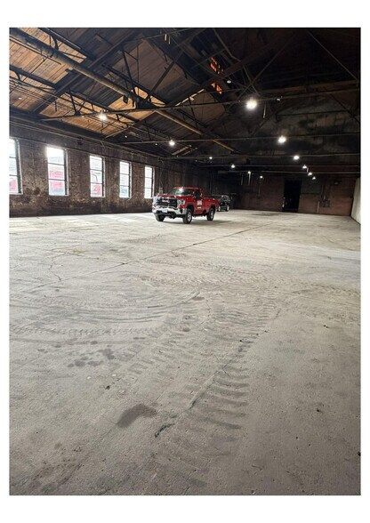 More Photos Of 2 Main St, Depew Refrigeration Cold Storage For Lease