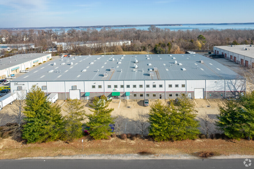 More Photos Of 15005 Farm Creek Dr, Woodbridge Warehouse For Lease