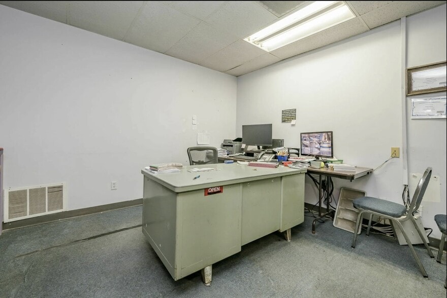 More Photos Of 3506 Spade Dr, Amarillo General Retail For Sale