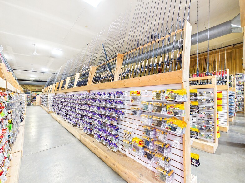 More Photos Of 13520 Emerson Ave, Williamstown General Retail For Sale