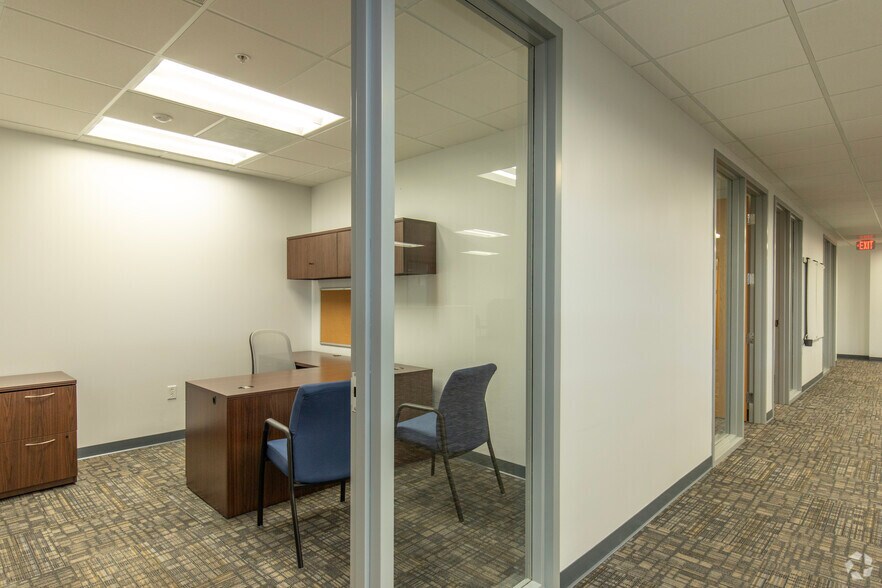 More Photos Of 5404 Cypress Center Dr, Tampa Office For Lease