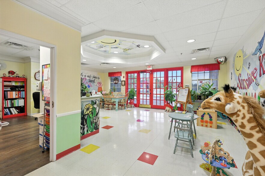 More Photos Of 1700 Cedar Run, Ennis Daycare Center For Sale