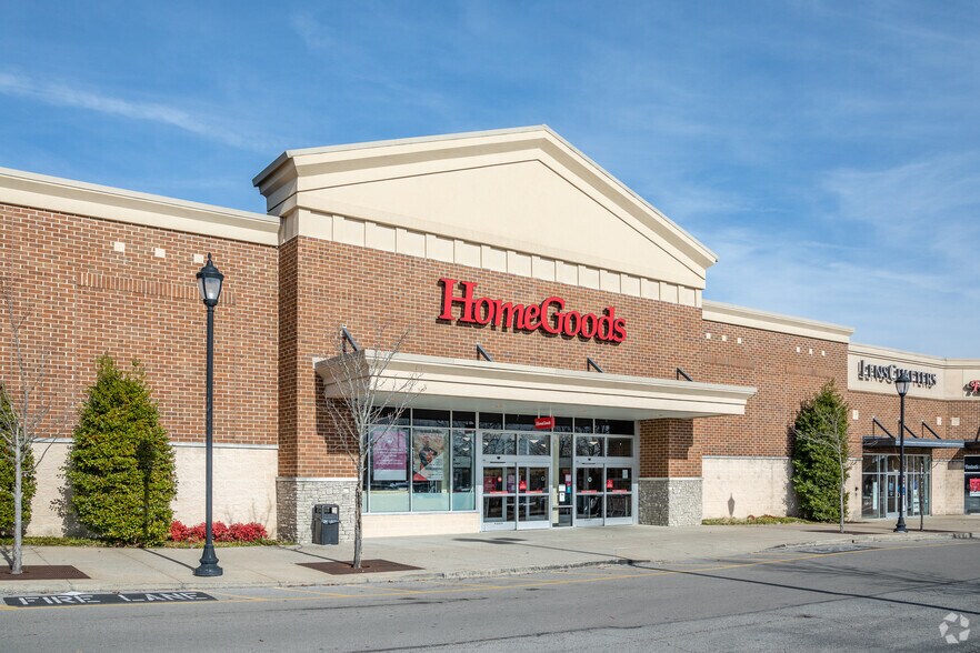 More Photos Of 1010-1038 Glenbrook Way, Hendersonville Unknown For Lease