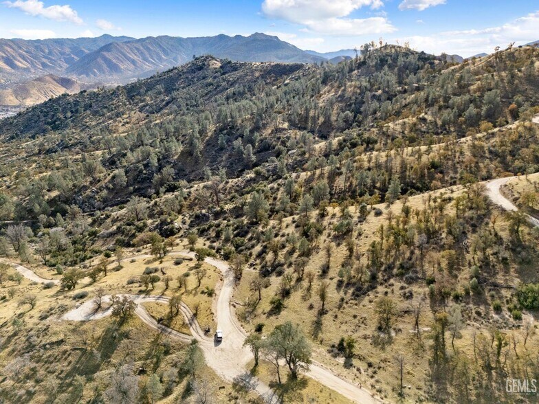 More Photos Of APN# 075-190-30, Bodfish Land For Sale