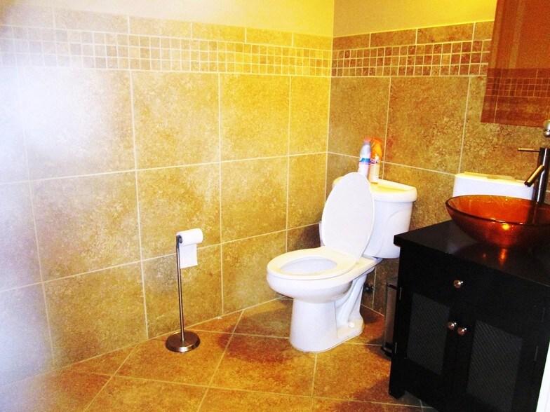 More Photos Of 4485 Tench Rd, Suwanee Office For Sale