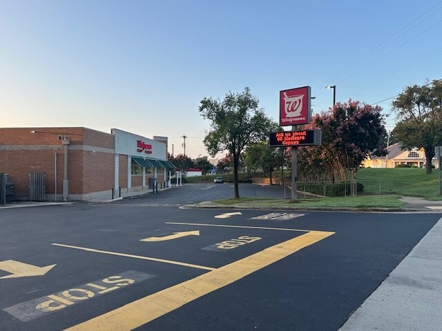 More Photos Of 801 Mebane Oaks Rd, Mebane Drugstore For Sale