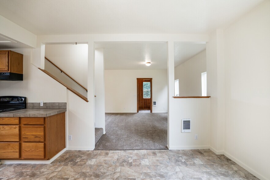 More Photos Of 1133 Irvington Dr, Eugene Land For Sale