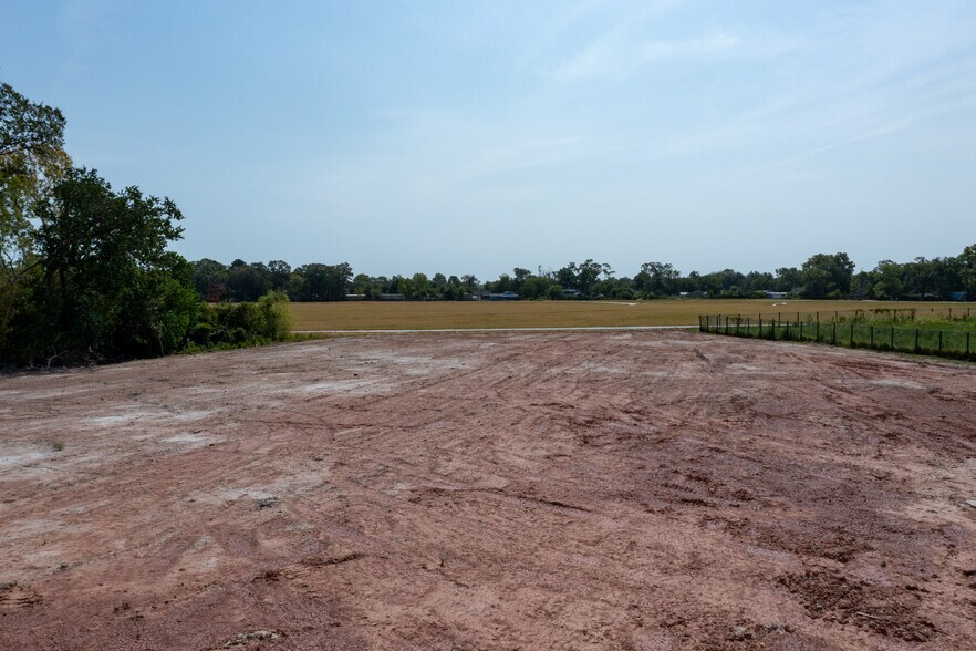More Photos Of 11324 Eastex fwy, Houston Land For Sale